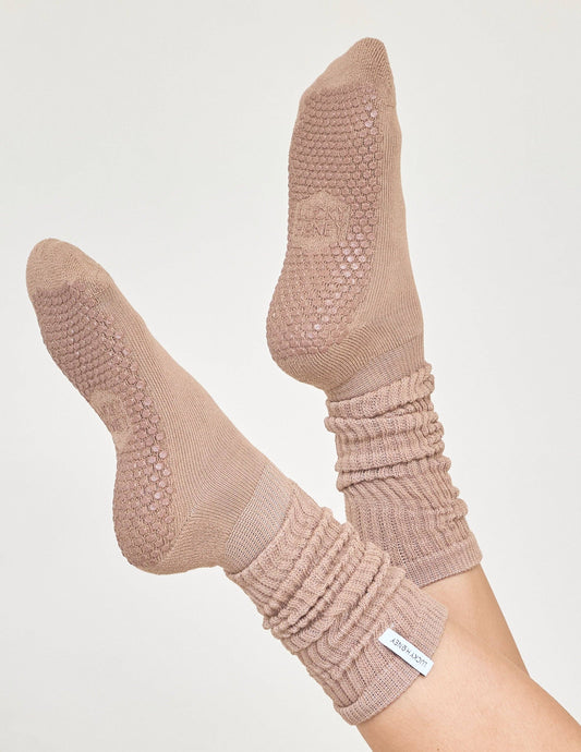 The Scrunch Grip Sock: Cocoa