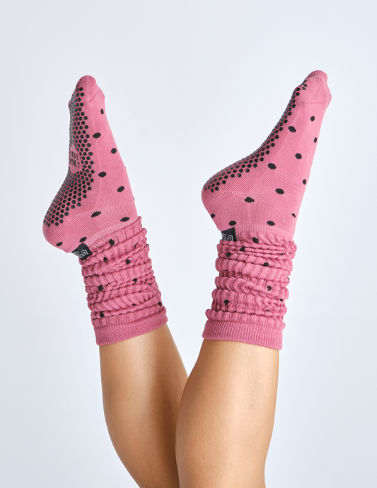 The Chunky Scrunch Grip Sock: Raspberry Polka Dot