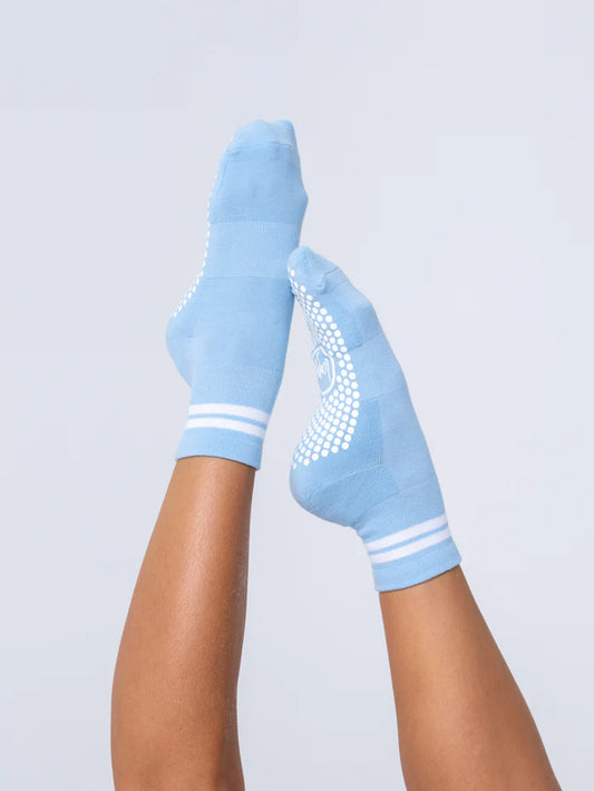 Studio Socks – Sky Blue & White Stripe