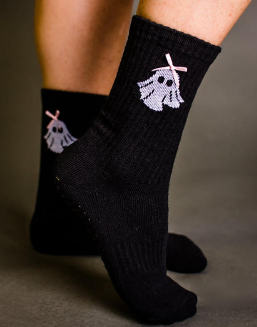 Treads Grip Socks Review (Are They Worth It?)
