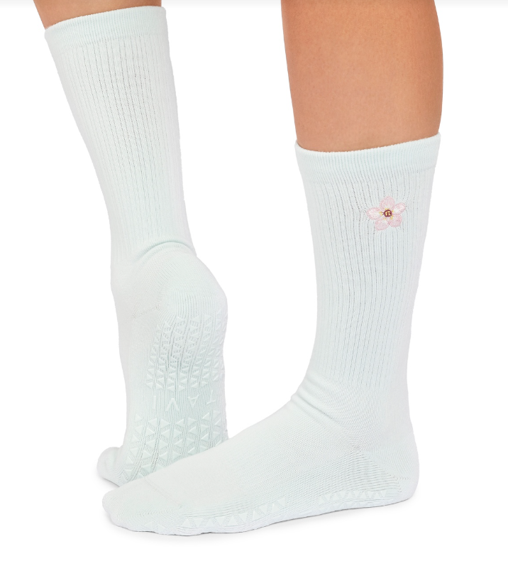 Tavi Grip Socks Review (Are They Worth It?)