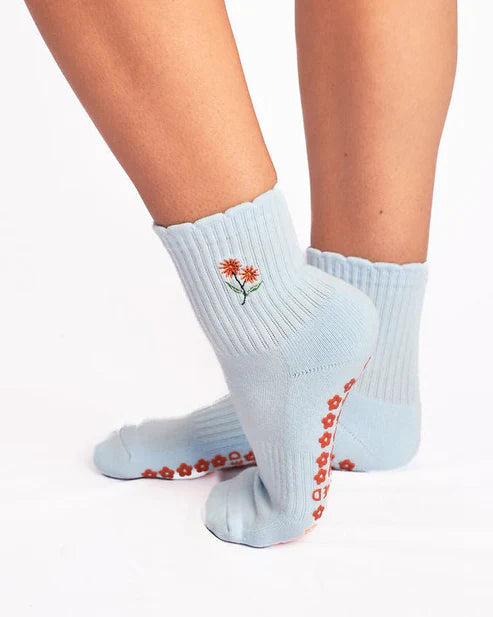 Grounded Grip Socks