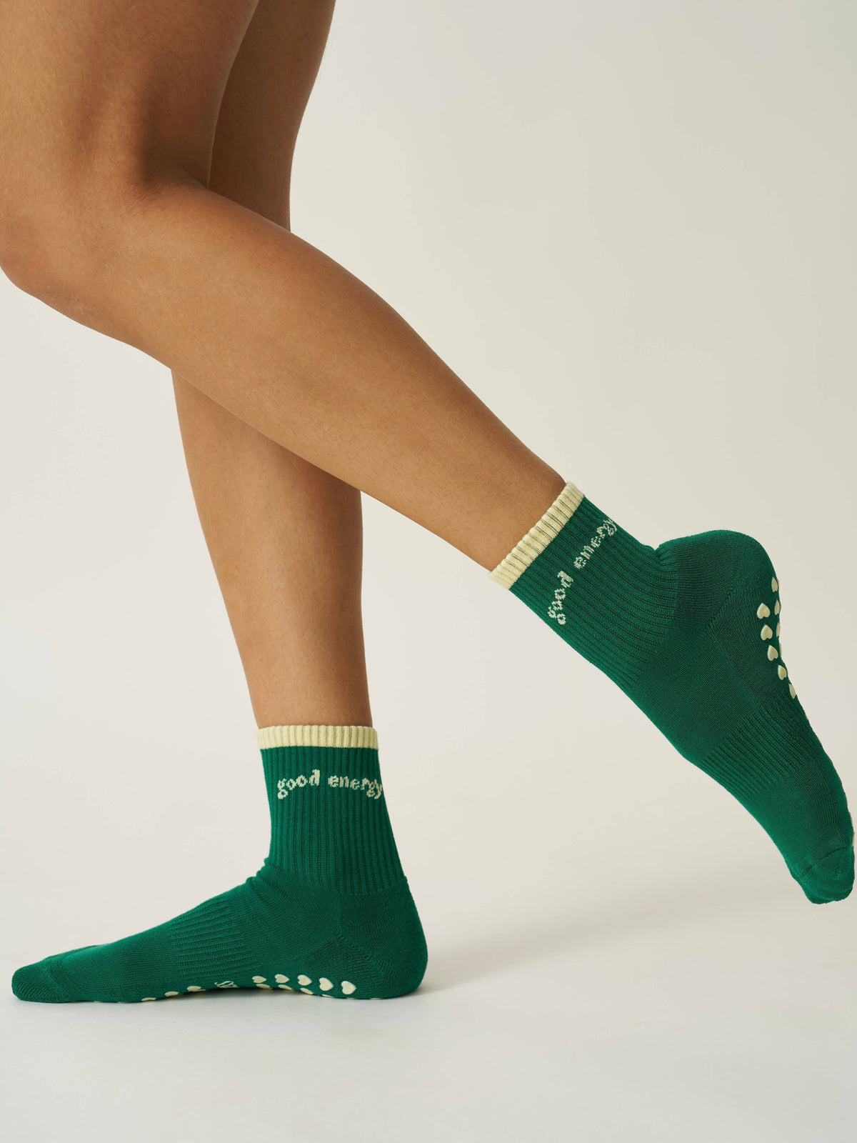 🧘🏼‍♀️ Good Energy Grip Sock – Green
