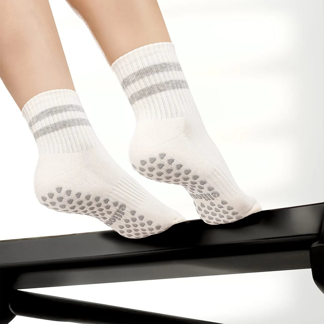 Dual-Direction™ Grip Stripes – Light Grey