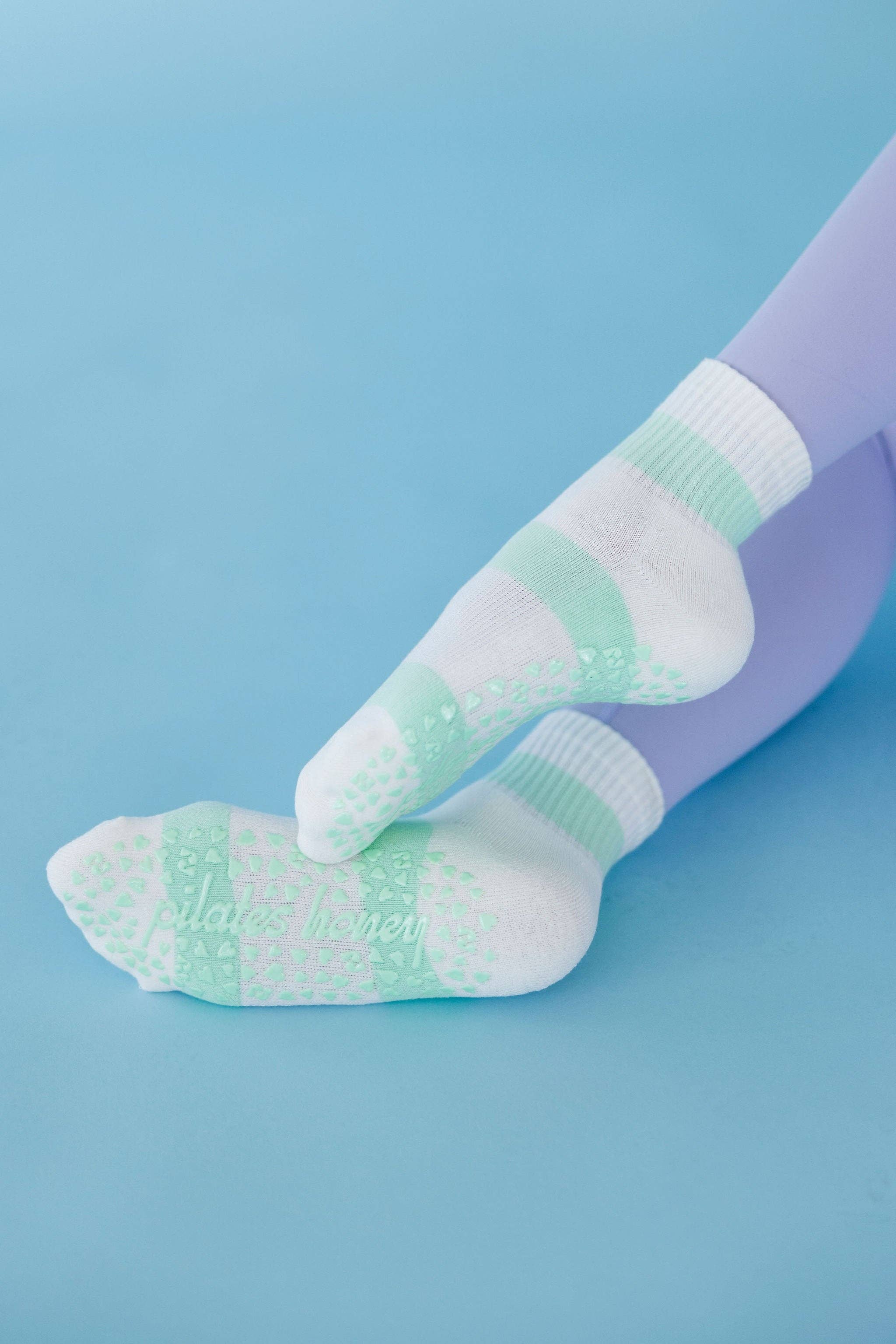 Striped Lover High Ankle Grip Sock