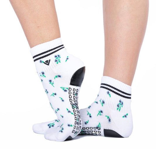 Classic Women's Ankle Crew Grip Sock - Blue Flowers