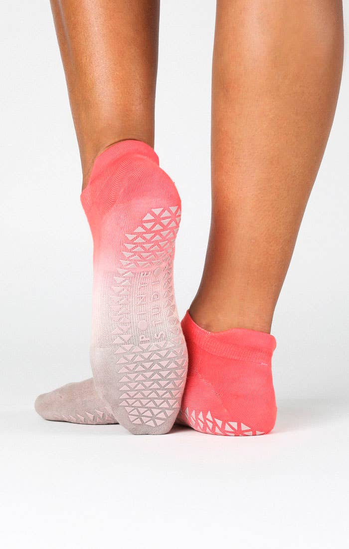 Wyatt Full Foot Grip Sock - Dusty Rose