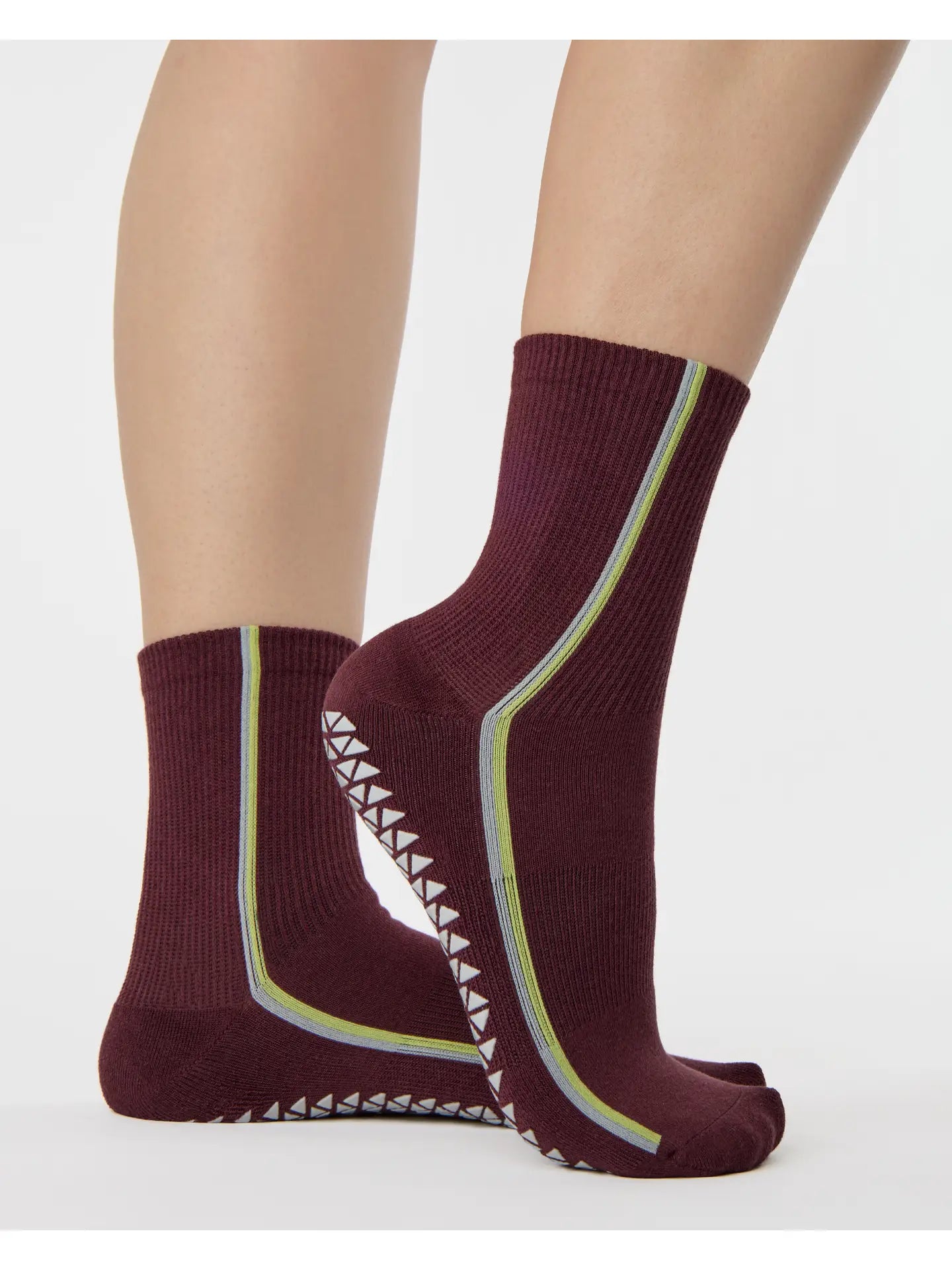Race Ankle Grip Sock | Chocolate Cherry