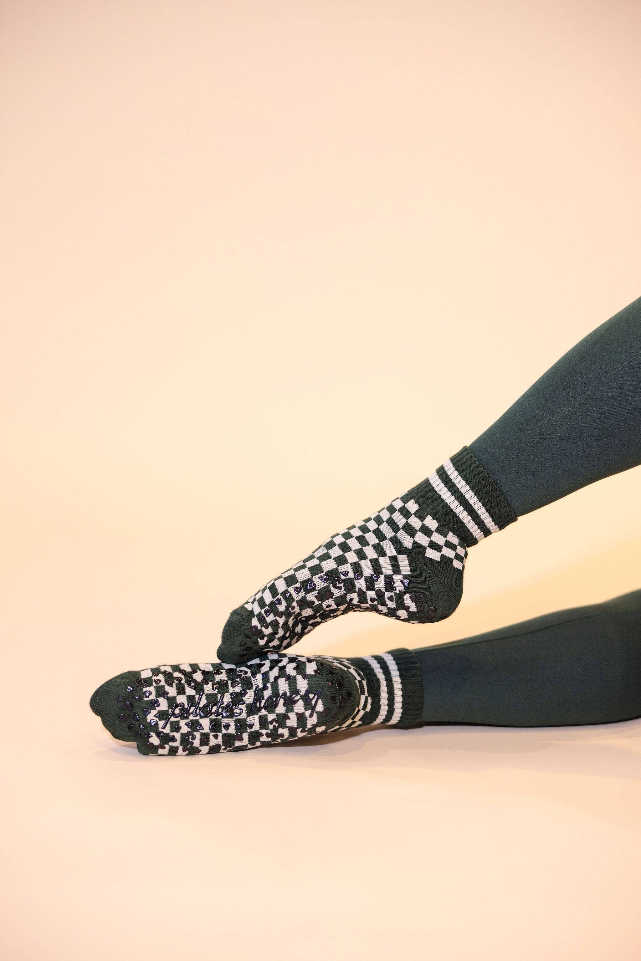 Mustang Knit High Ankle