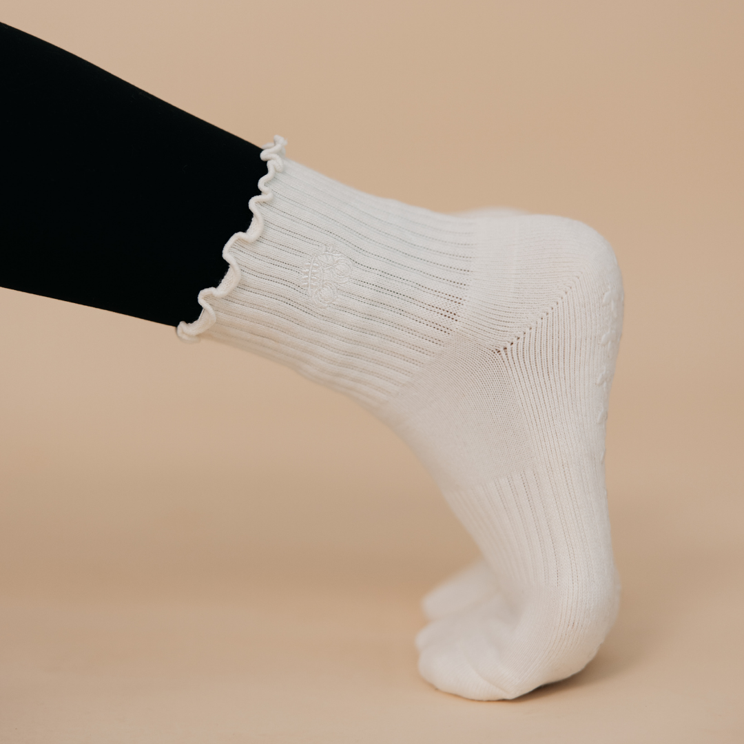 🥛 Oat Milk Cream Neutral Grip Sock Grip Socks – Daily Grind