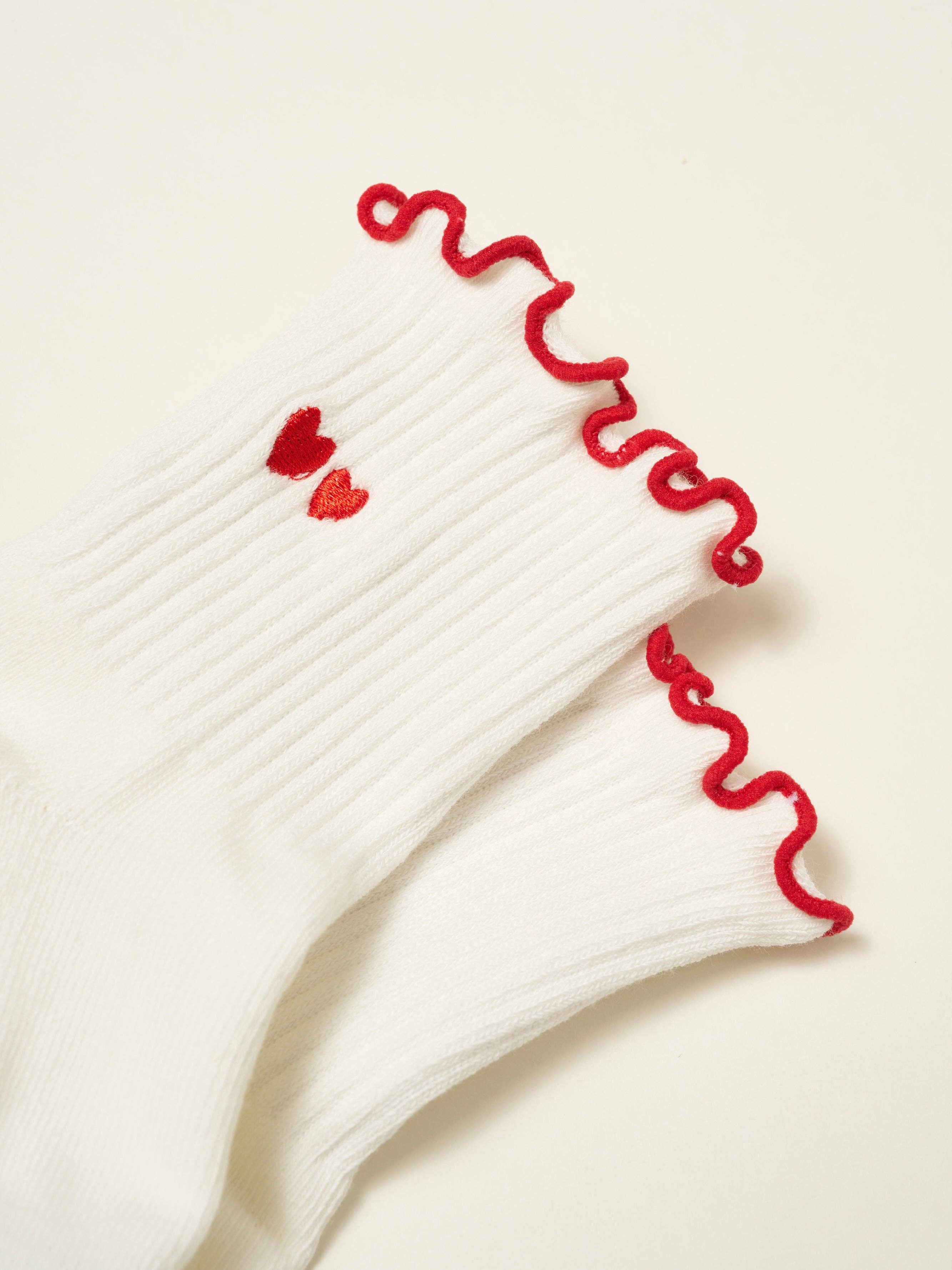 ❤️ Embroidery Heart Duo Ruffle Grip Sock