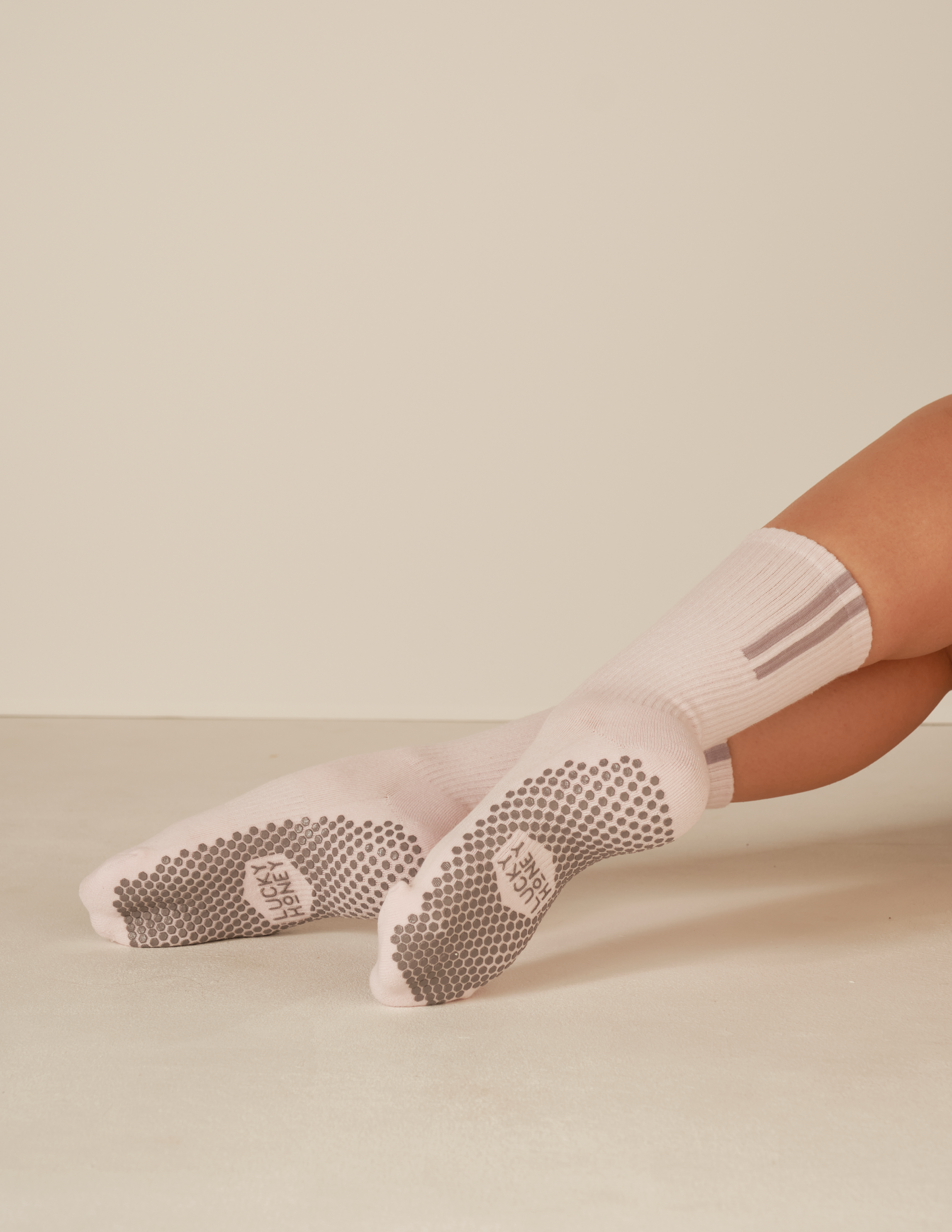 The Lucky Stripe Grip Sock - Ballet Dusk