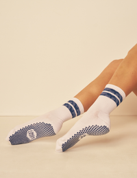 Lucky Honey Cat Walk Crew grip socks — product photo