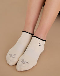 Pointe Studio Muse Giddy Up Full Foot Grip Sock in beige and black — official product image 6