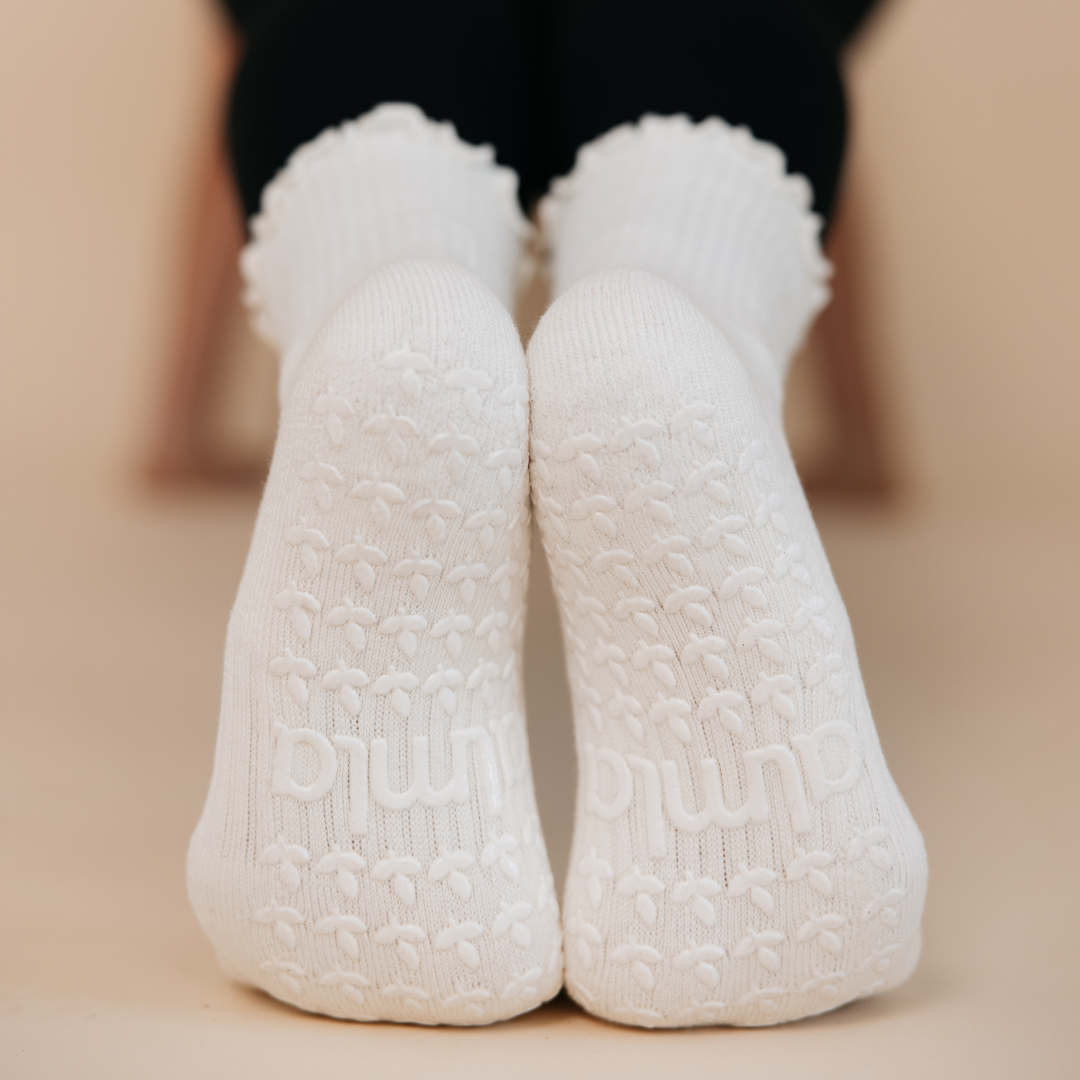 🥛 Oat Milk Cream Neutral Grip Sock Grip Socks – Daily Grind