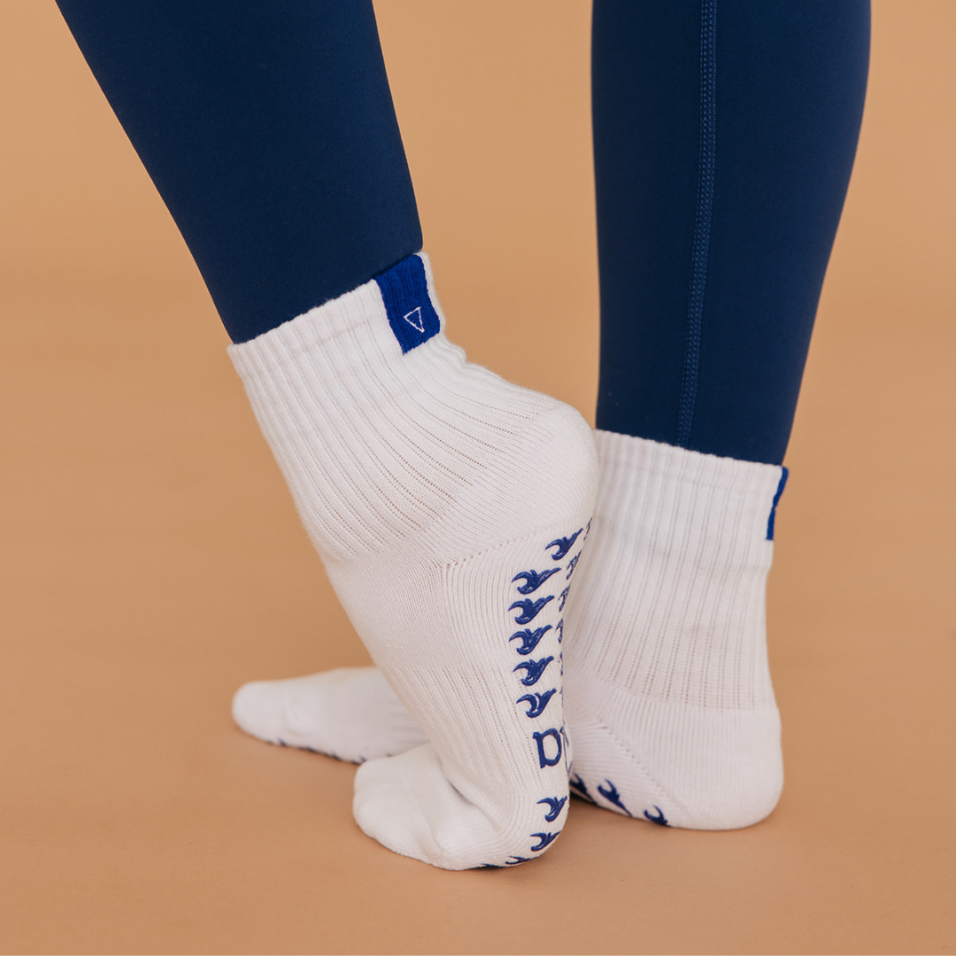 🌊Water Zodiac Element Grip Socks | Cancer, Scorpio, Pisces