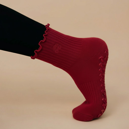 🍂 Cinnamon Burgundy Grip Sock - Daily Grind