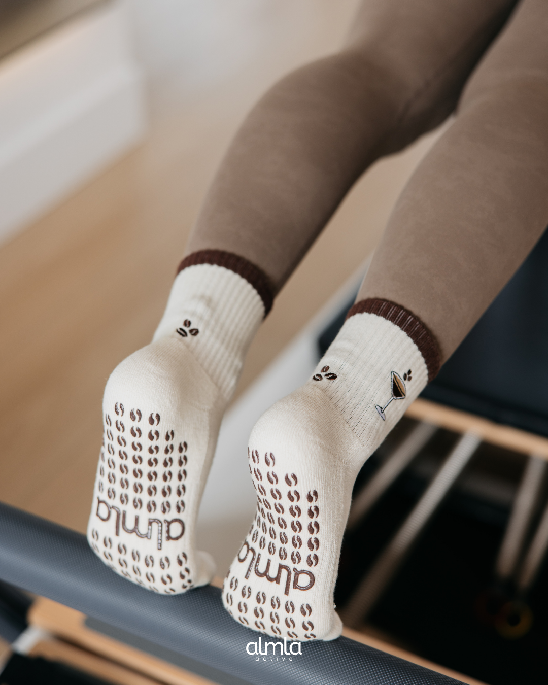 🍸 Espresso Martini Grip Sock