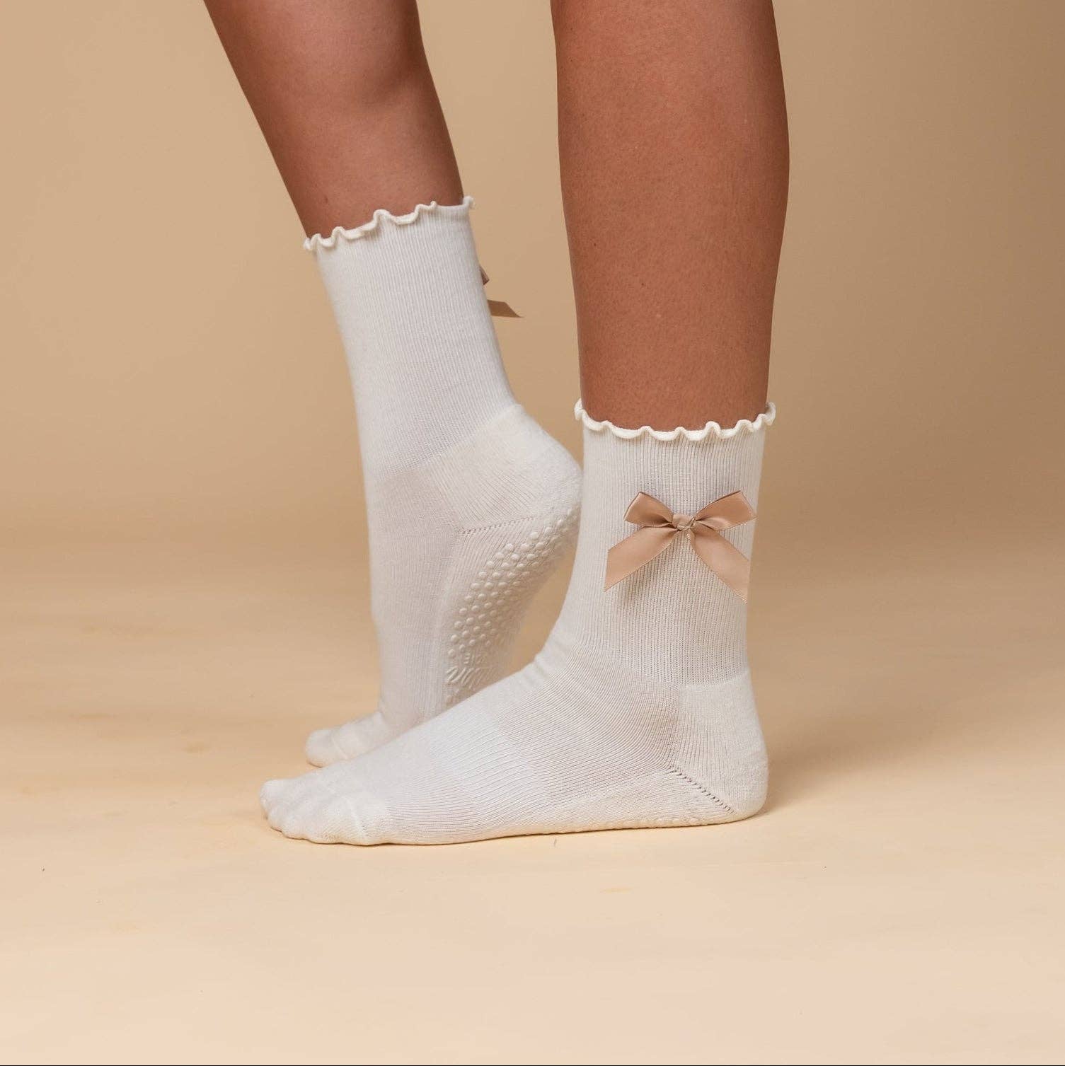 The Classic Grip Sock - Tan
