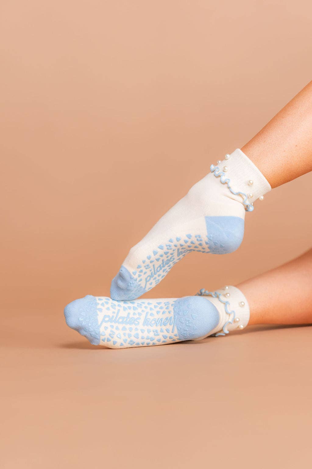 Oyster Shell Foldover Ruffle Crew Grip Socks