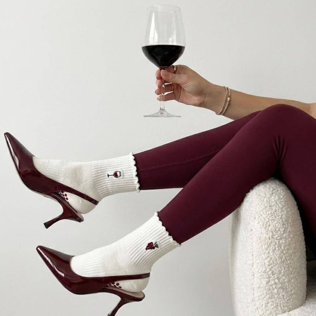 🍷 Cabernet Grip Sock