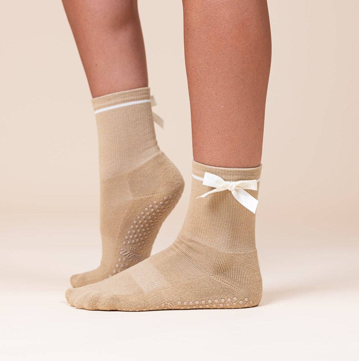 The Signature Grip Sock - Tan