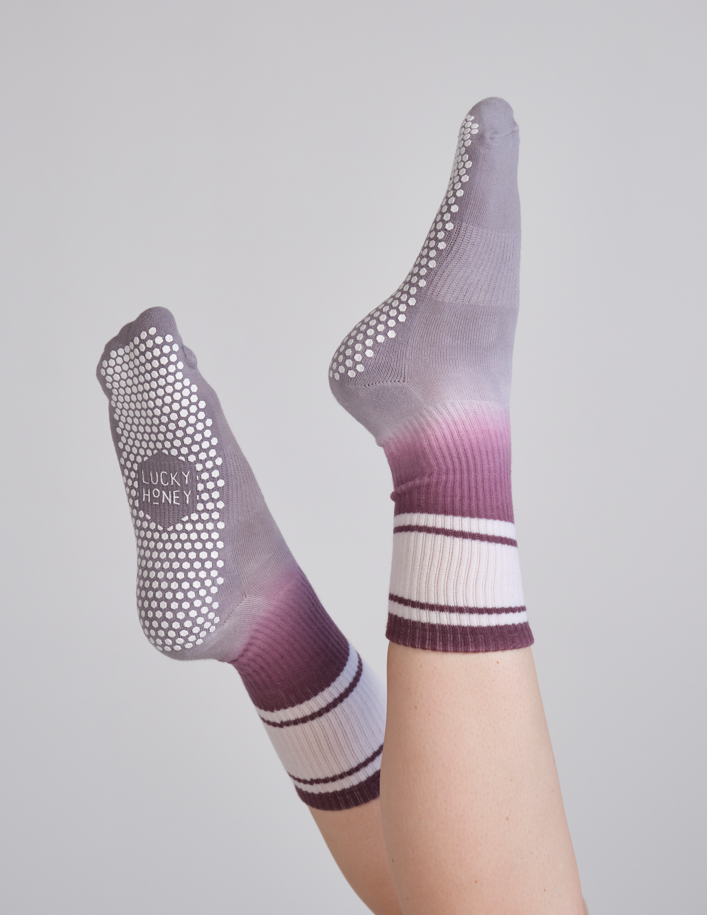 The Ombre Grip Sock - Violet Haze