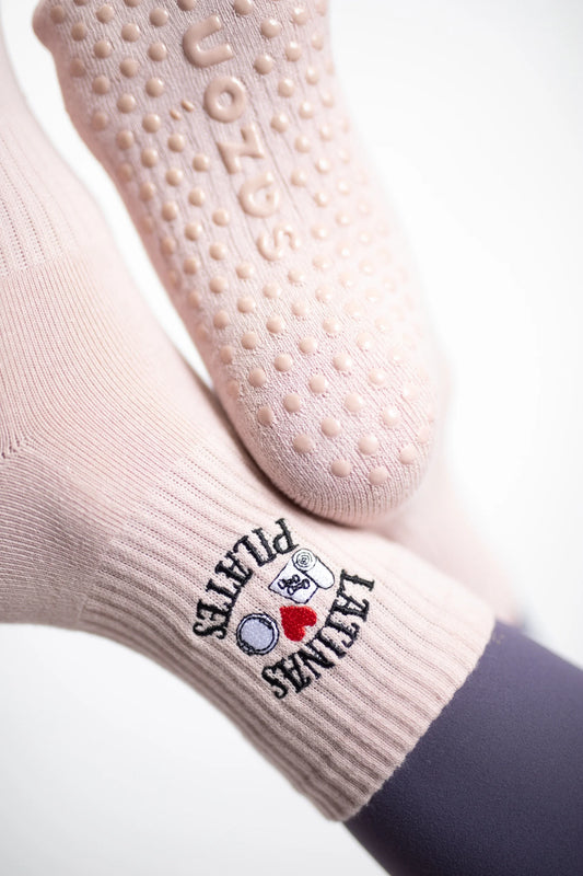 Latinas Love Pilates Grip Socks