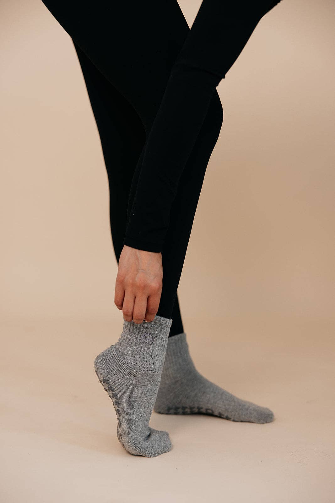 Earl Grey Grip Socks