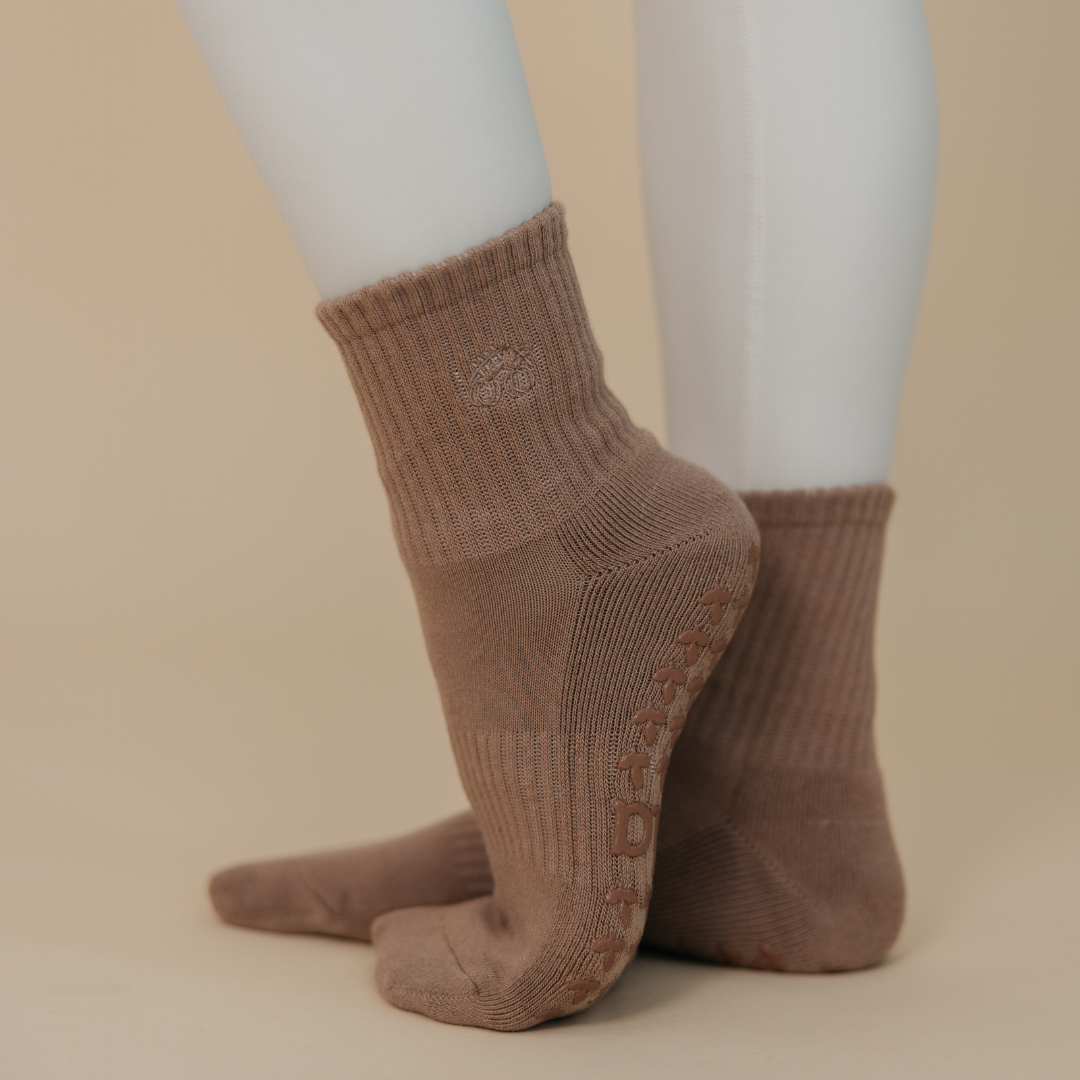 ☕ Mocha Grip Sock - Daily Grind