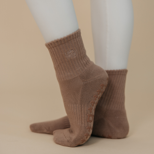 ☕ Mocha Grip Sock - Daily Grind