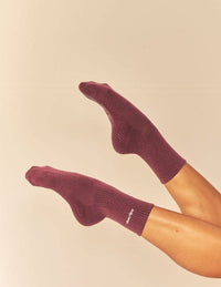 Lucky Honey Alpine Crew Grip Sock in Raisin