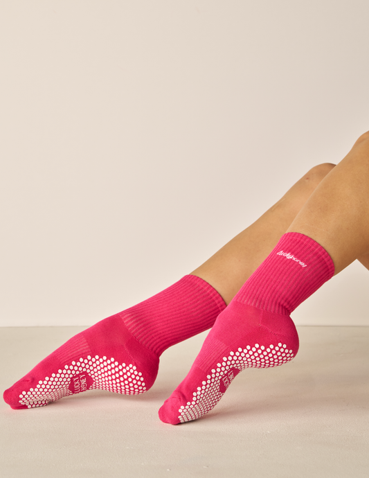 The 90s Crew Grip Sock – Hot Pink