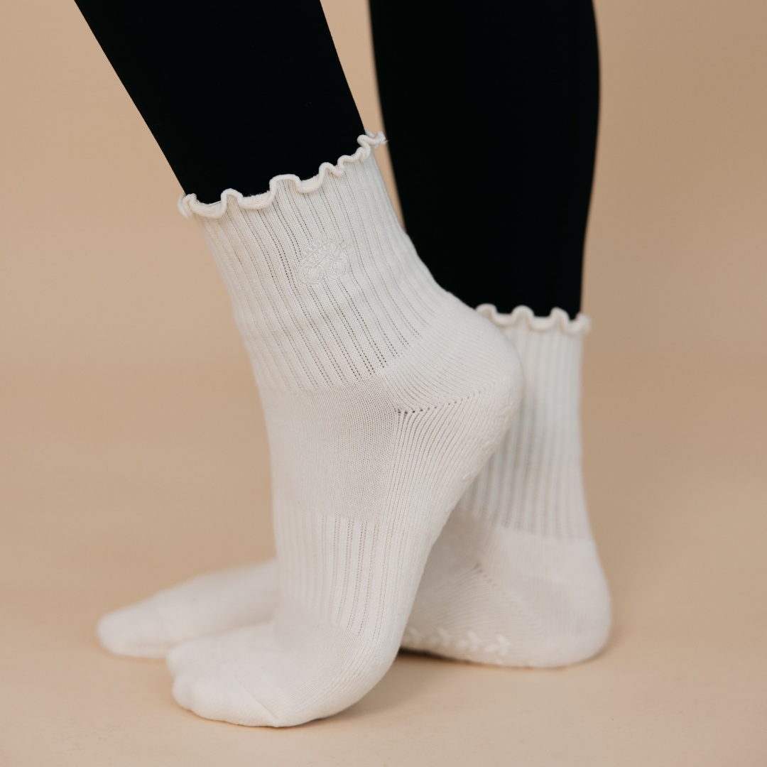 🥛 Oat Milk Cream Neutral Grip Sock Grip Socks – Daily Grind