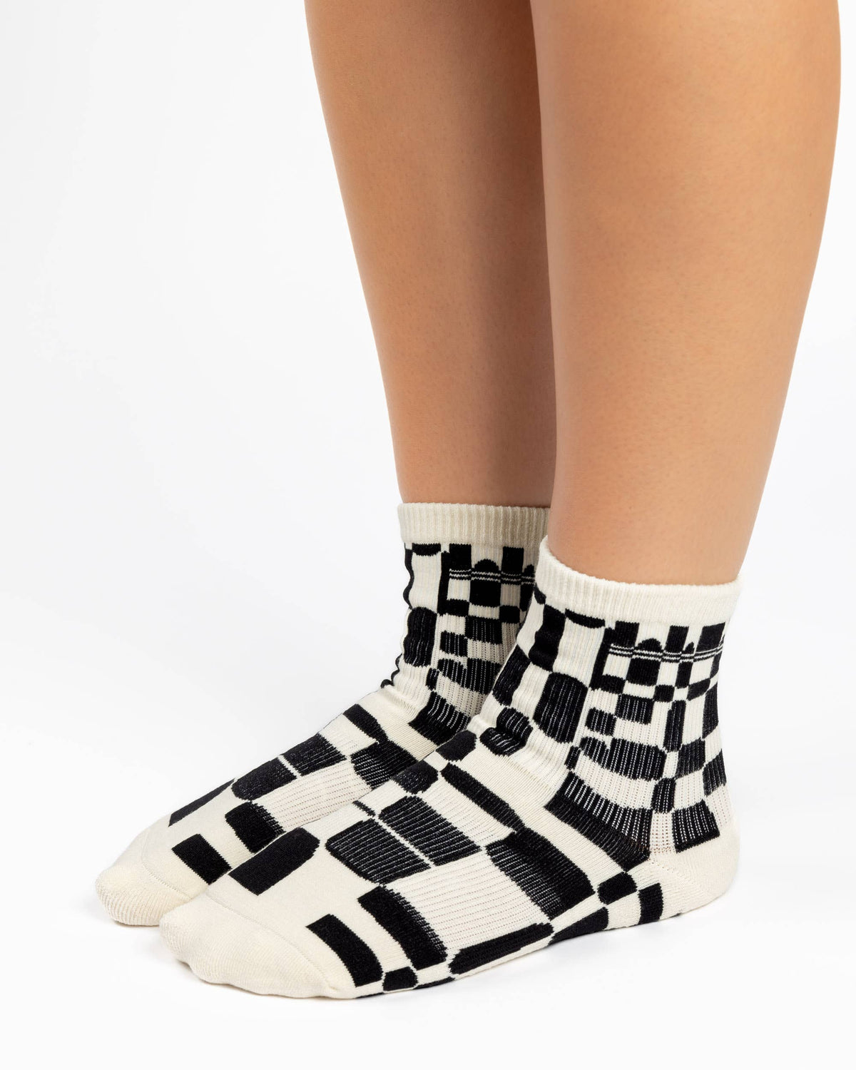 Women's Retro Geo Ankle Grip Sock– No Slip Cotton Blend for Pilates & Barre