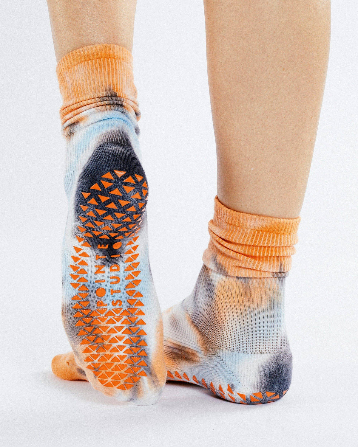 Women's Bullseye Crew Grip Sock - Warm Coral