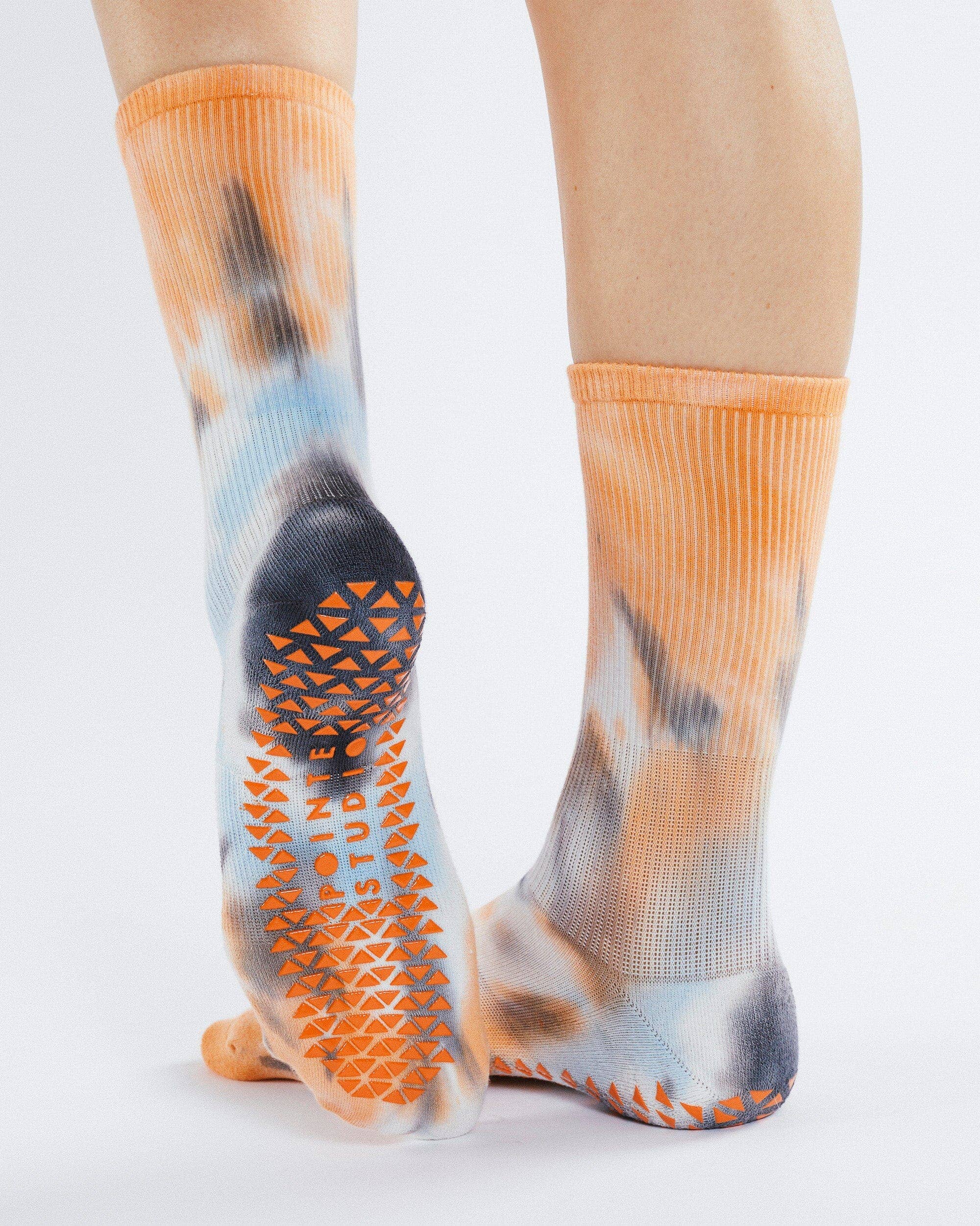 Women's Bullseye Crew Grip Sock - Warm Coral