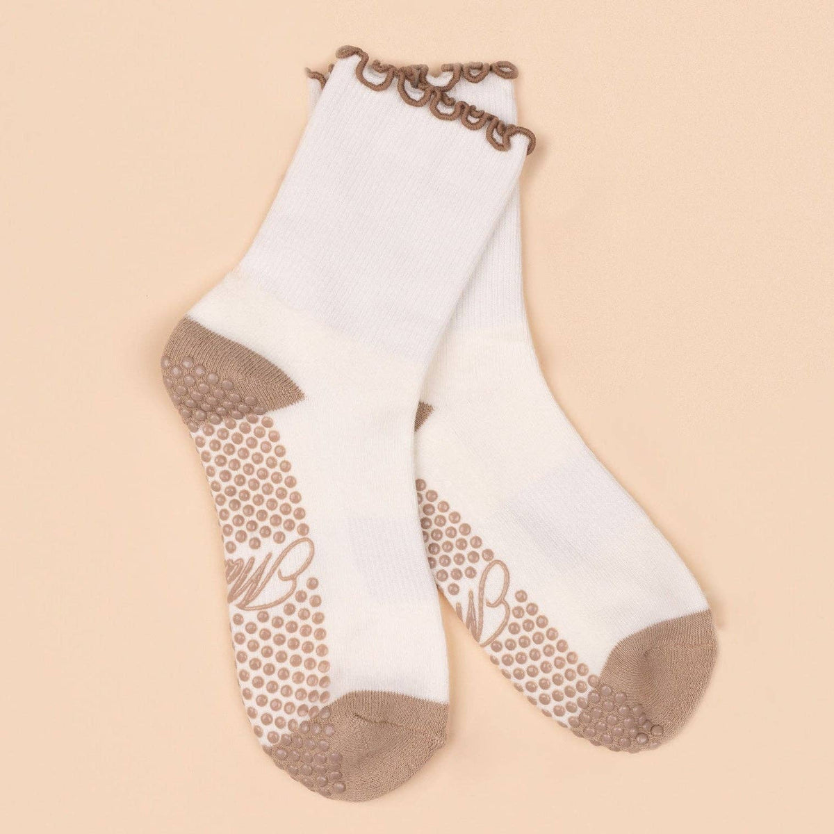 Maison Joie Standard Grip Socks – Tan