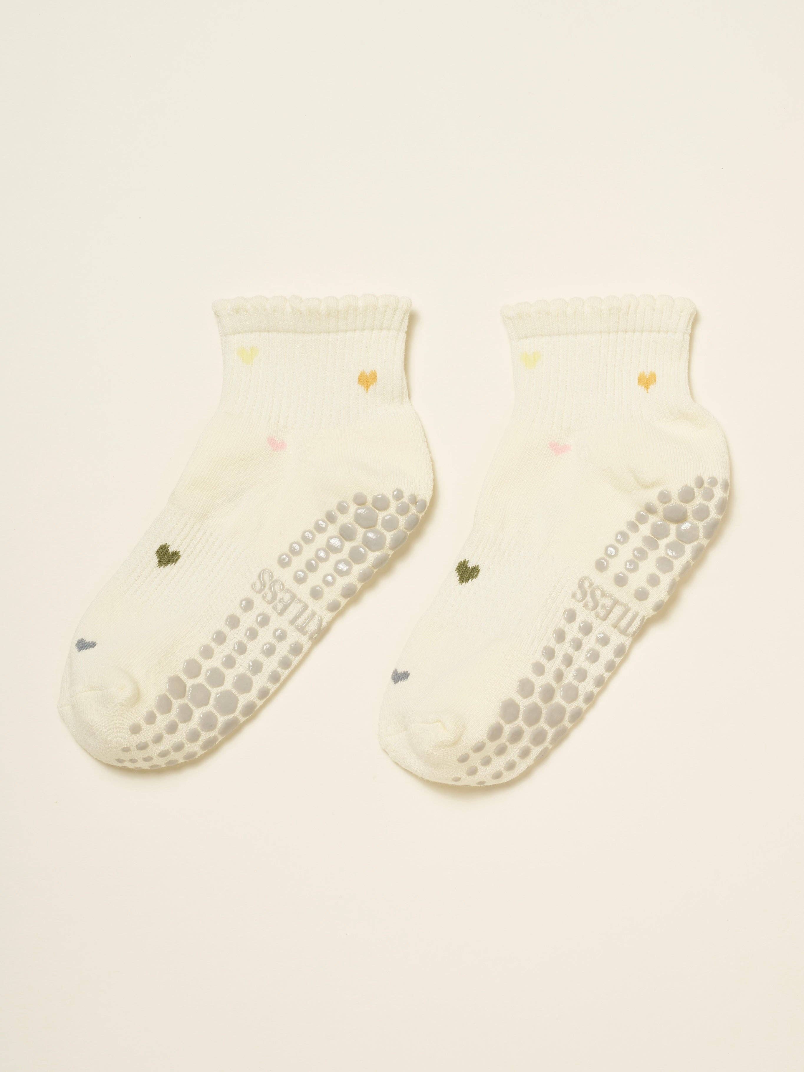💕 Cropped Crew Grip Sock – Mini Heart