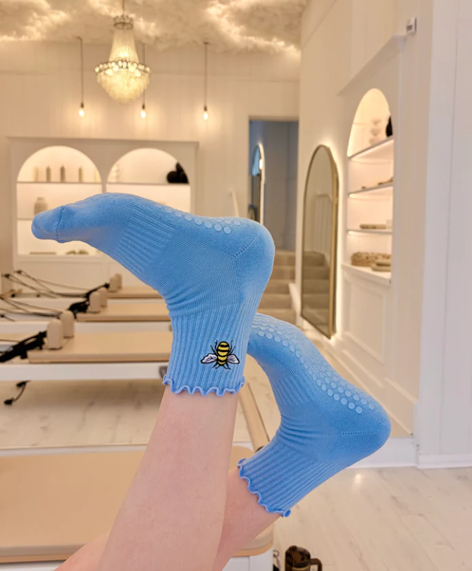Bumble Bee Grip Sock – Crew Sock with Studio Grip