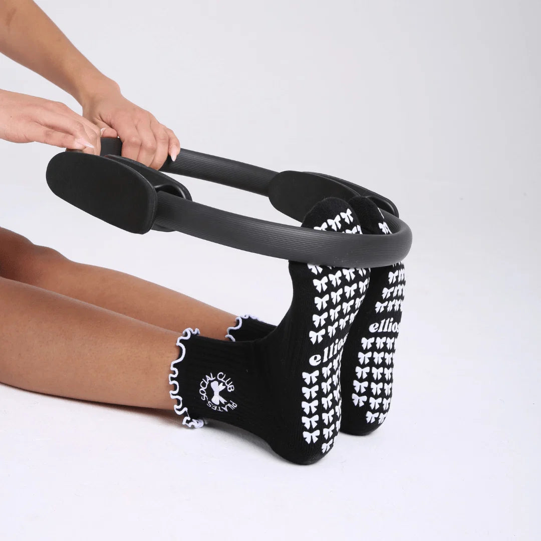 Dual-Direction™ Grip – Pilates Social Club