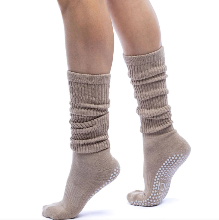 ☕Latte Scrunch Grip Socks
