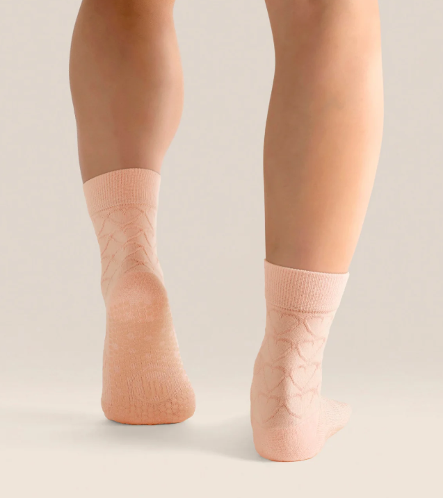 Crew Non Slip Grip Socks - Parfait Pink Hearts