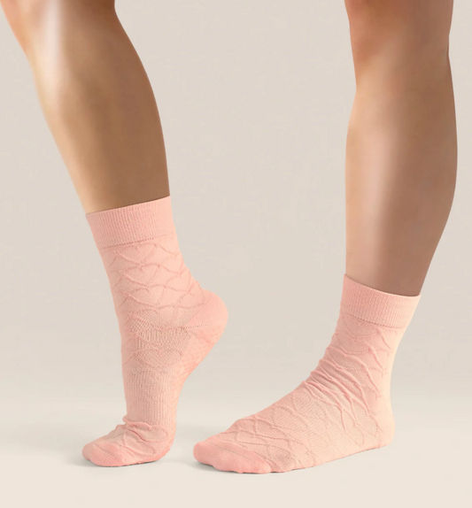 Crew Non Slip Grip Socks - Parfait Pink Hearts