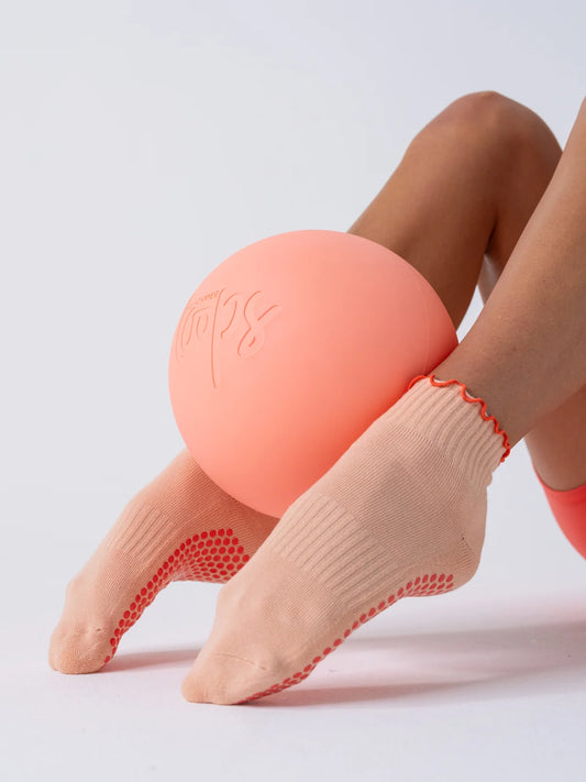 Ruffle Grip Sock – Coral