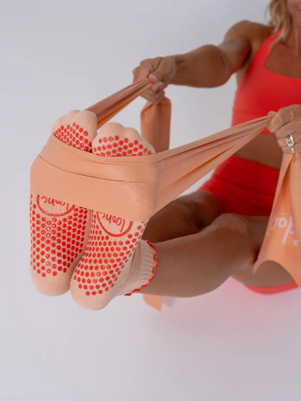 Ruffle Grip Sock – Coral