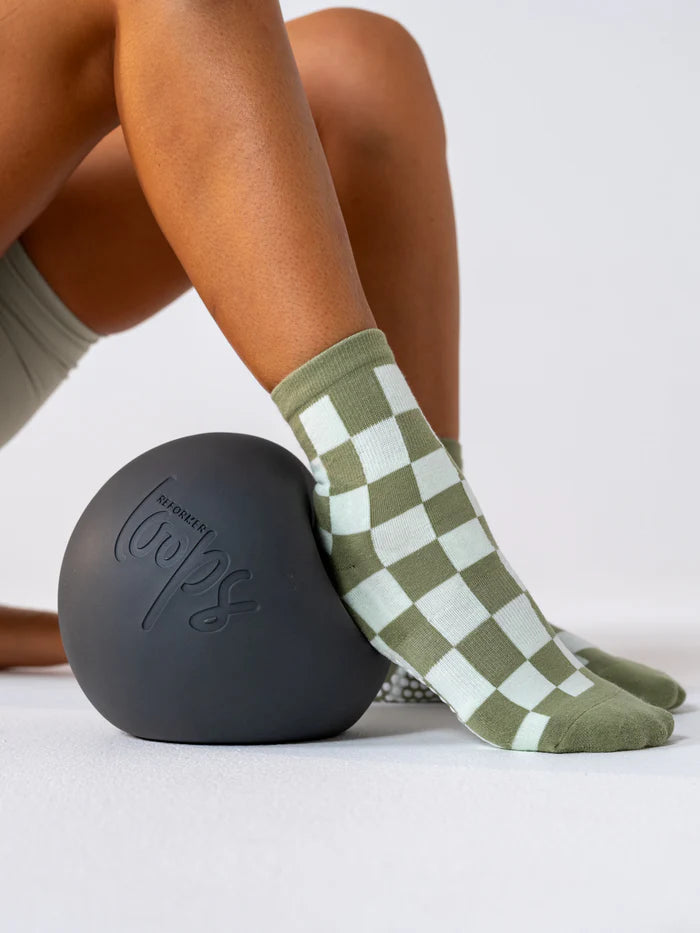 Studio Grip Sock – Olive Check