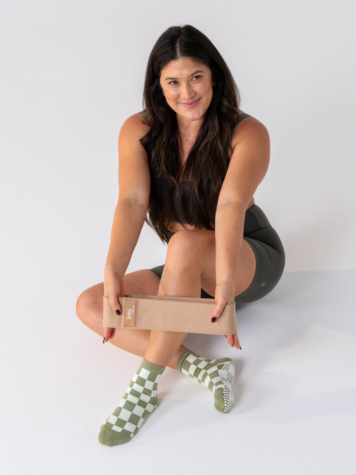 Studio Grip Sock – Olive Check