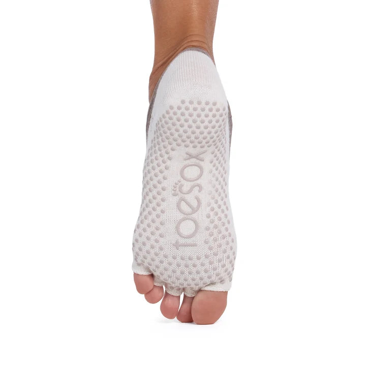 Half Toe Ivy Grip Socks: Leopard Sand