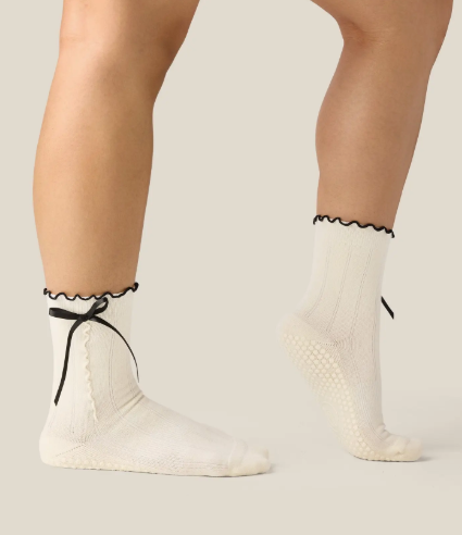 Sweet Bow Ivory Crew Grip Sock